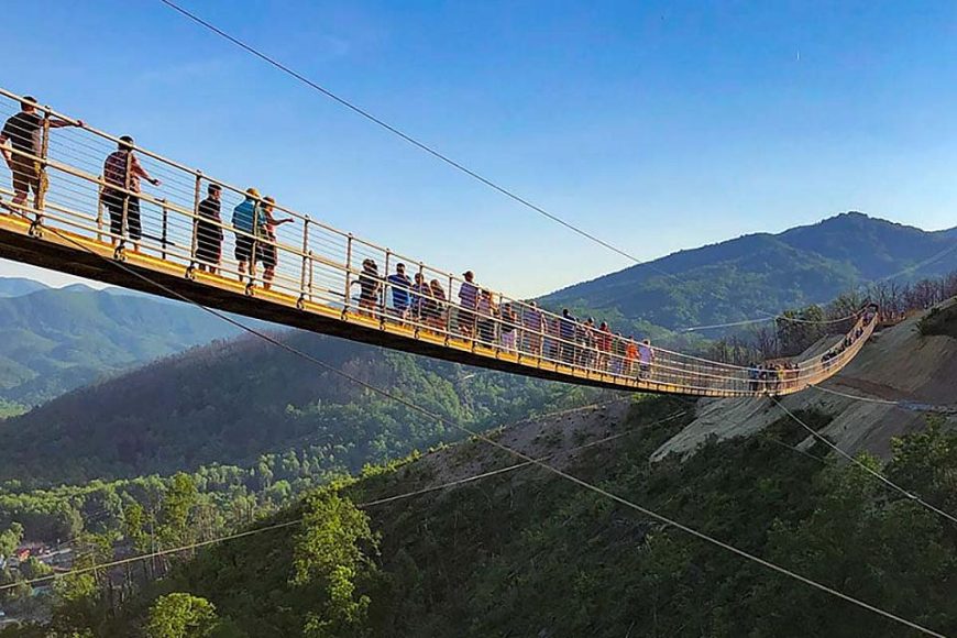 view-skybridge-gatlinburg-1156